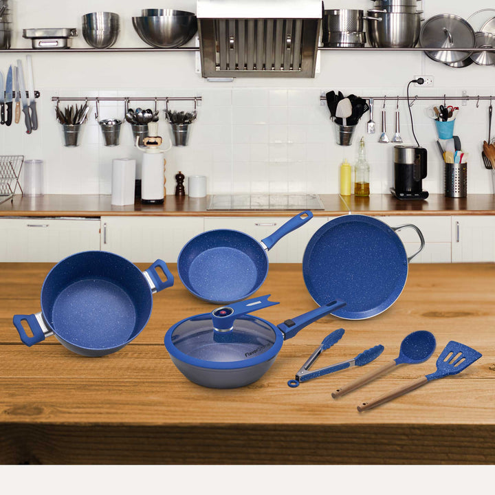 Batería de Cocina Flavorstone Light Master Set de 24 cm con 8 piezas sartenes, cacerola, comal y accesorios ¡Incluye un regalo especial!